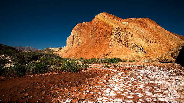 白条在哪里套现安全可靠_医保卡里套现的黄牛