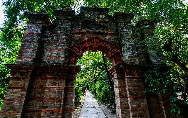 花呗商家的钱_白条商家店铺衣服
