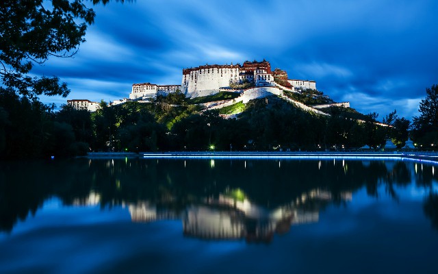 蚂蚁花呗线下套现_花呗怎么冲到银行卡上去