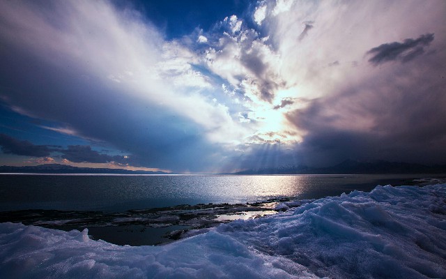 还花呗用银行卡还扣钱吗_卖酒商家花呗