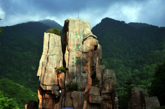 帮他人套花呗违法吗_花呗怎么从银行卡里扣款